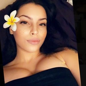 Meet your Posher, Isabella